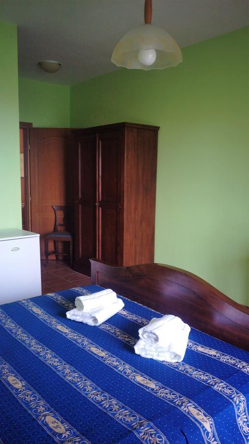 מלון Marónia Filosxenia Roxani Country House מראה חיצוני תמונה