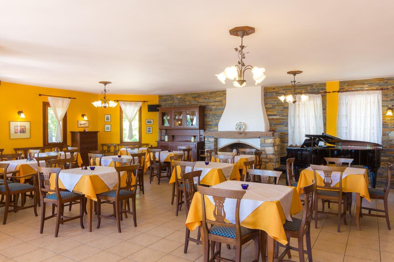 מלון Marónia Filosxenia Roxani Country House מראה חיצוני תמונה