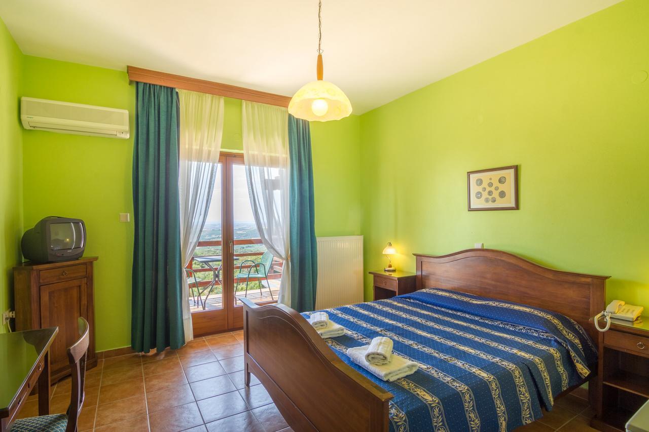 מלון Marónia Filosxenia Roxani Country House מראה חיצוני תמונה
