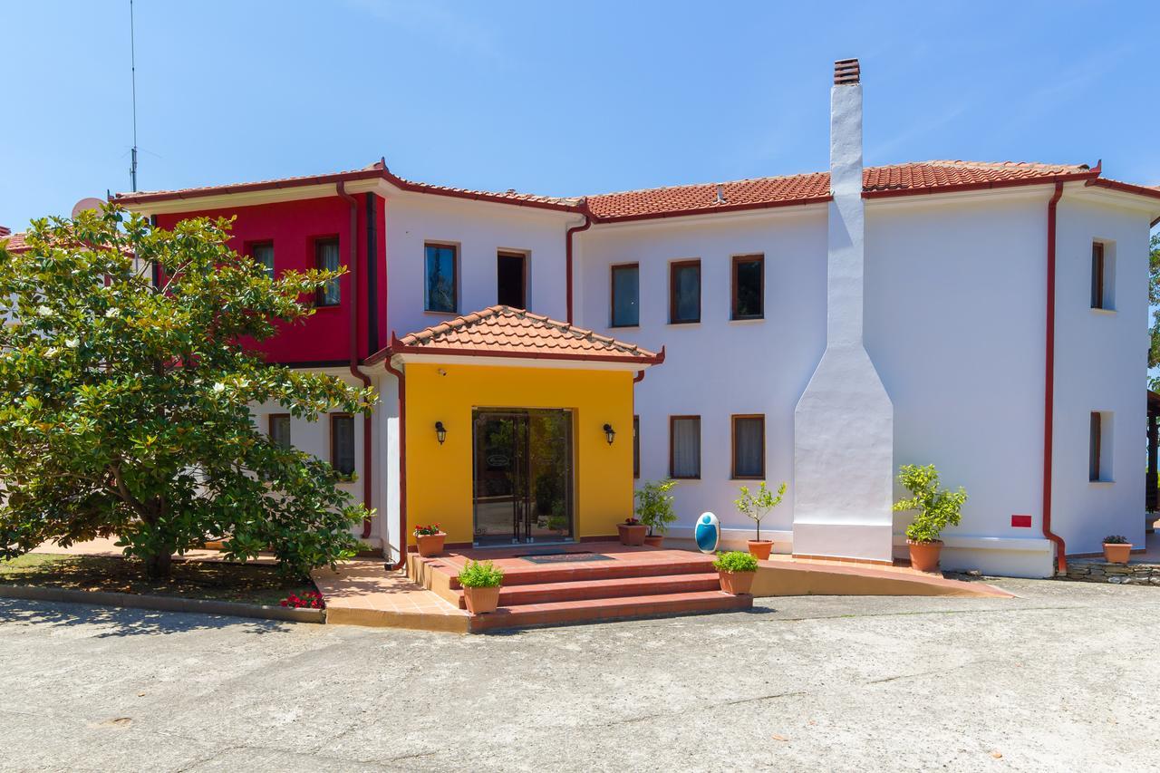 מלון Marónia Filosxenia Roxani Country House מראה חיצוני תמונה